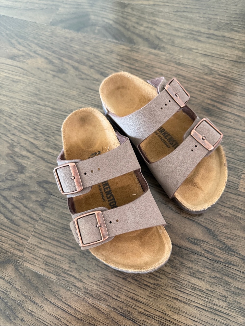 Kids Birkenstock Sandals Size 27